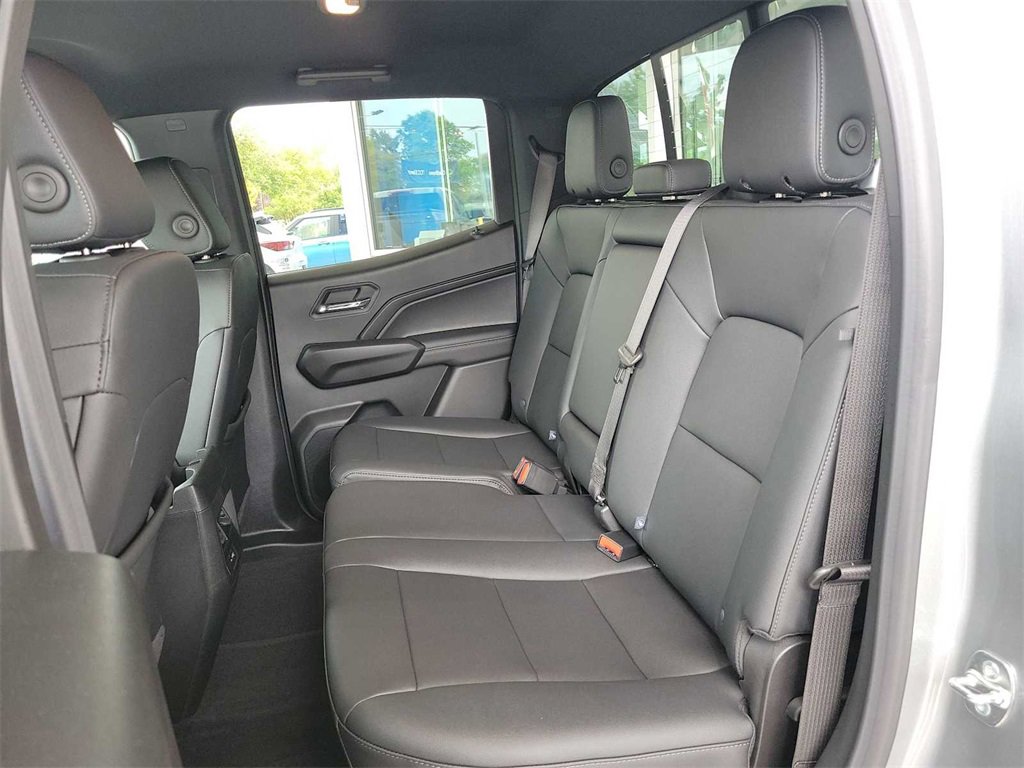 New 2024 Chevrolet Colorado LT w/ LT Convenience Package III image 24