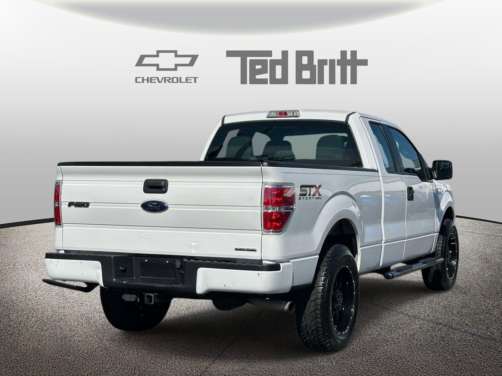 Used 2014 Ford F150 STX w/ Equipment Group 201A Mid AWD/4WD image 4