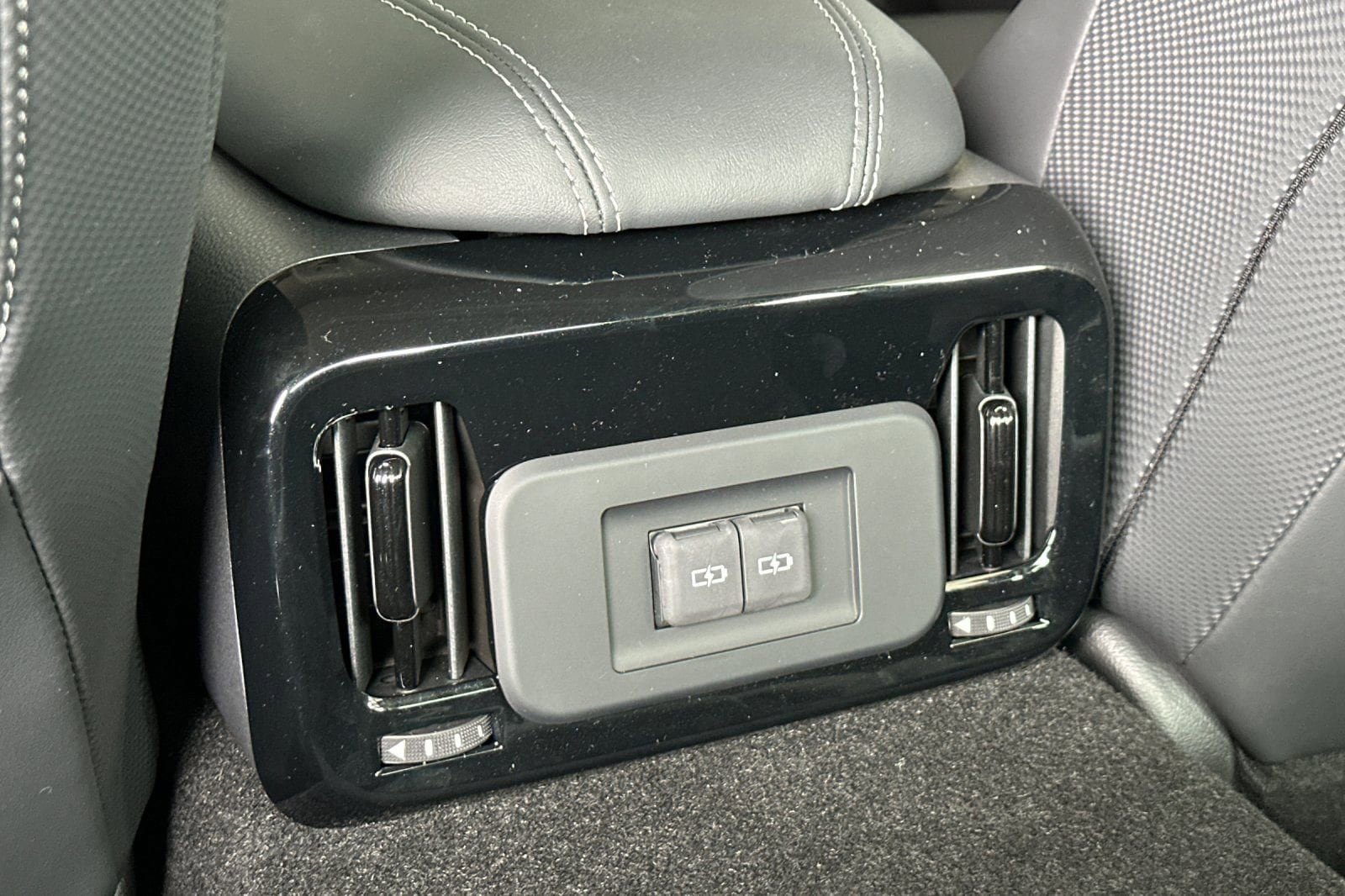 New 2025 Toyota Mirai XLE RWD image 14