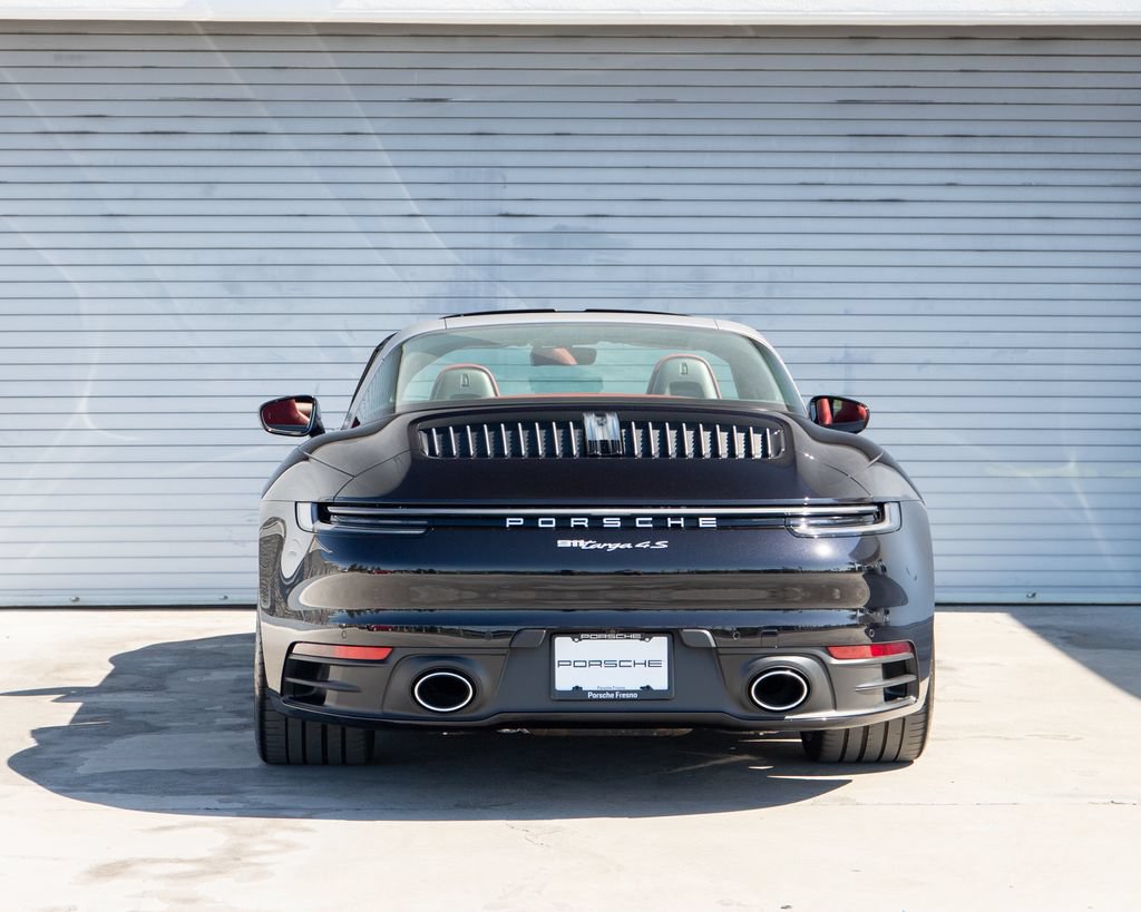 Certified 2024 Porsche 911 Targa 4S AWD/4WD image 6