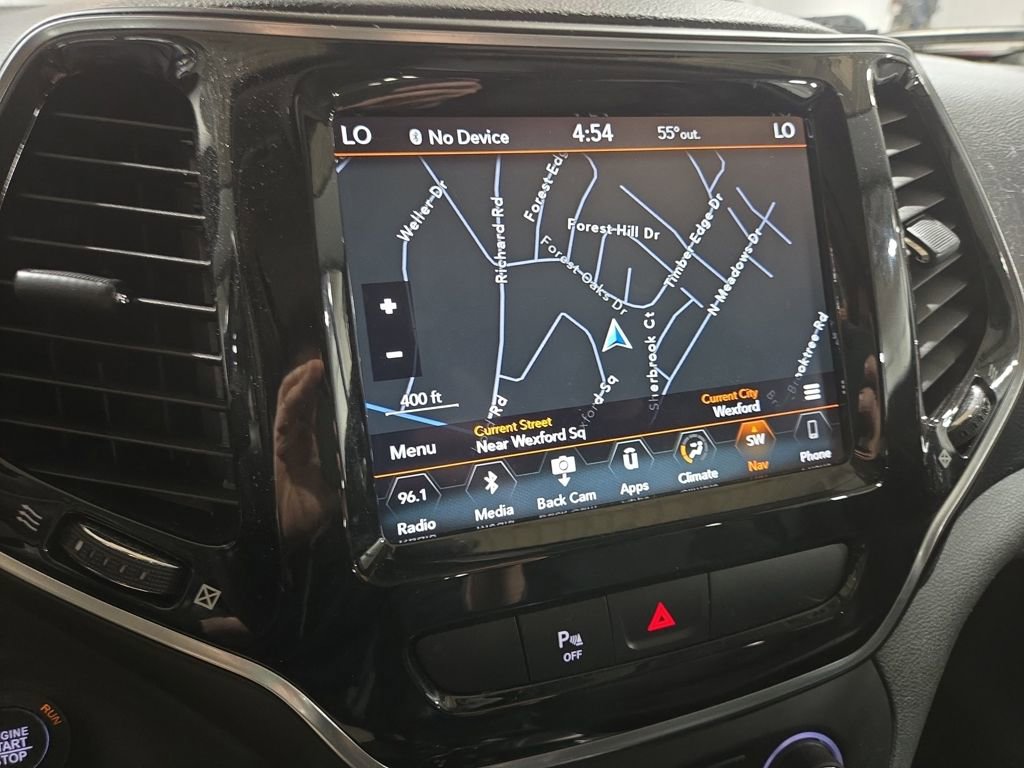 Used 2019 Jeep Cherokee Limited image 18