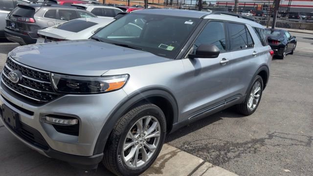 Certified 2022 Ford Explorer XLT w/ Equipment Group 202A