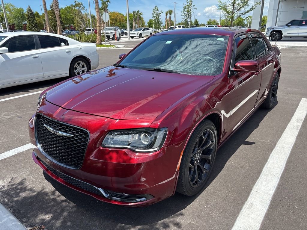 Used 2019 Chrysler 300 S image 1