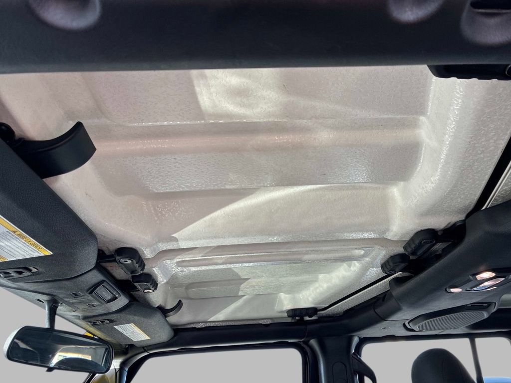 Used 2022 Jeep Wrangler Unlimited Sport image 21