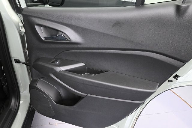 Used 2026 Chevrolet Trax ACTIV w/ Driver Confidence Package FWD image 30