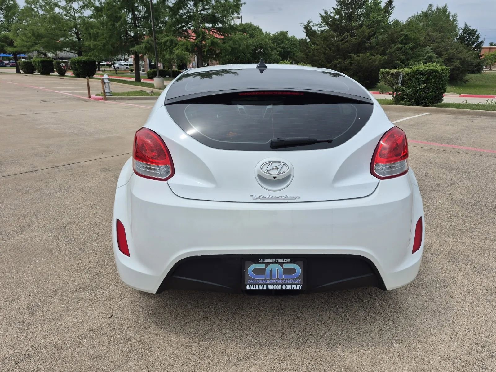 Used 2017 Hyundai Veloster FWD image 7