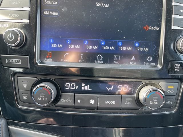 Used 2017 Nissan Maxima SR w/ Midnight Edition image 16