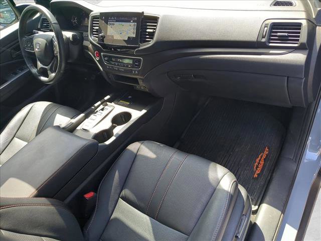 Used 2025 Honda Passport TrailSport image 23