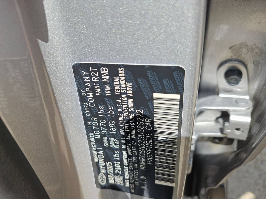 Used 2025 Hyundai Venue SEL FWD image 30