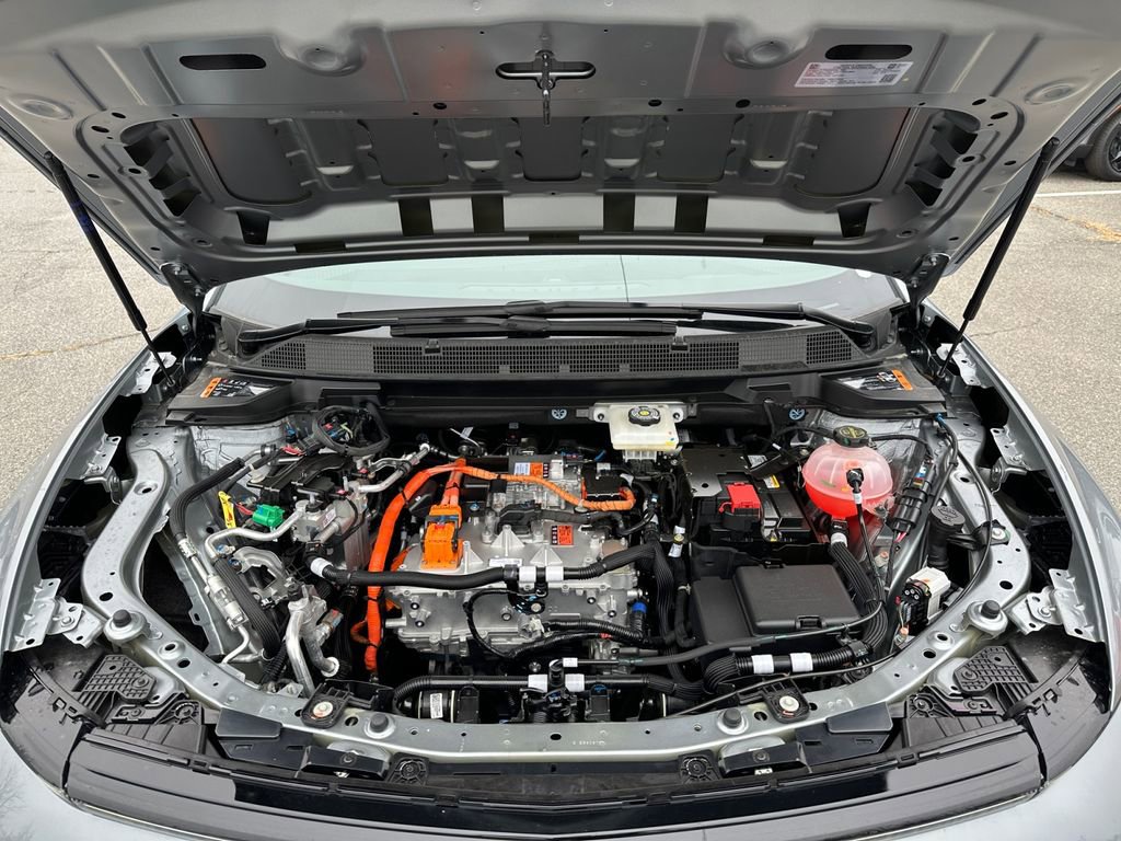 New 2026 Chevrolet Equinox EV LT image 25