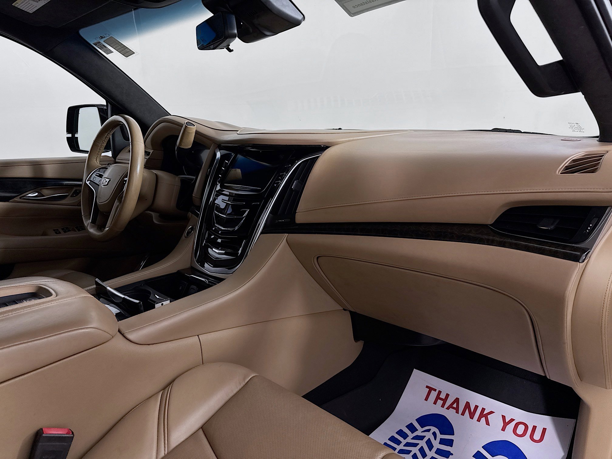 Used 2019 Cadillac Escalade ESV Platinum AWD/4WD image 33