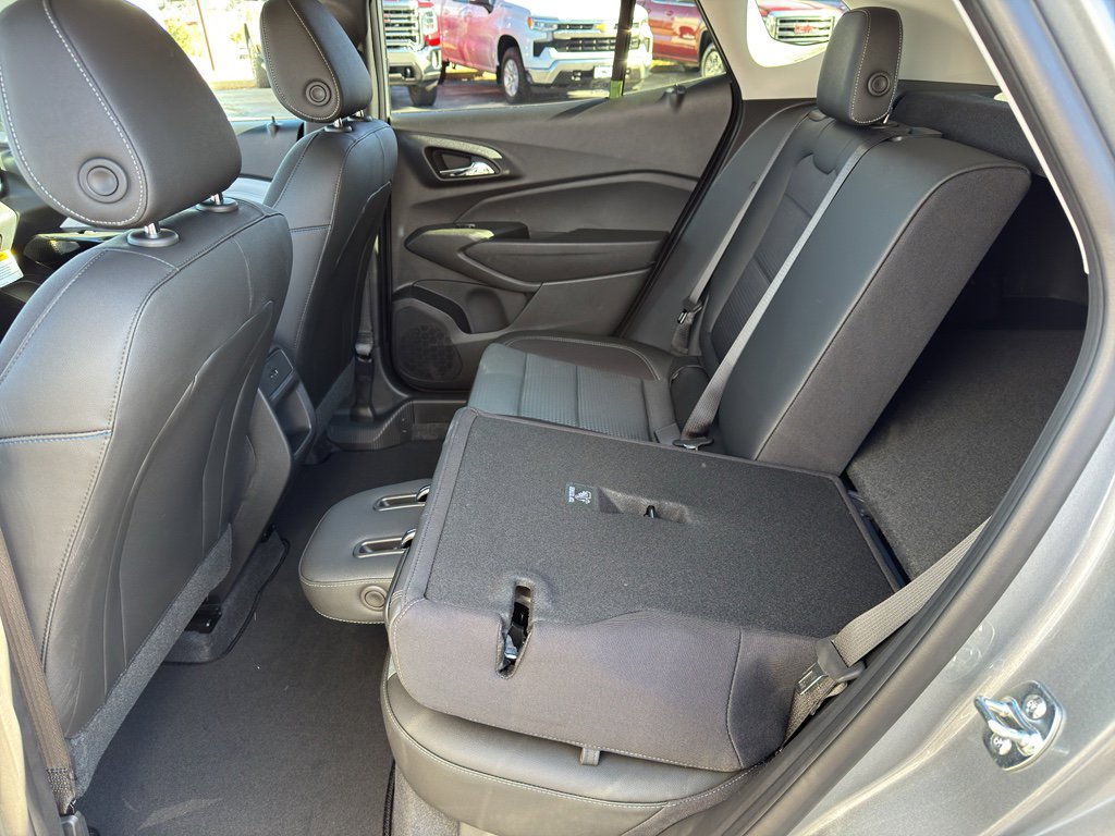 Used 2026 Chevrolet Trax LT w/ LT Convenience Package image 14