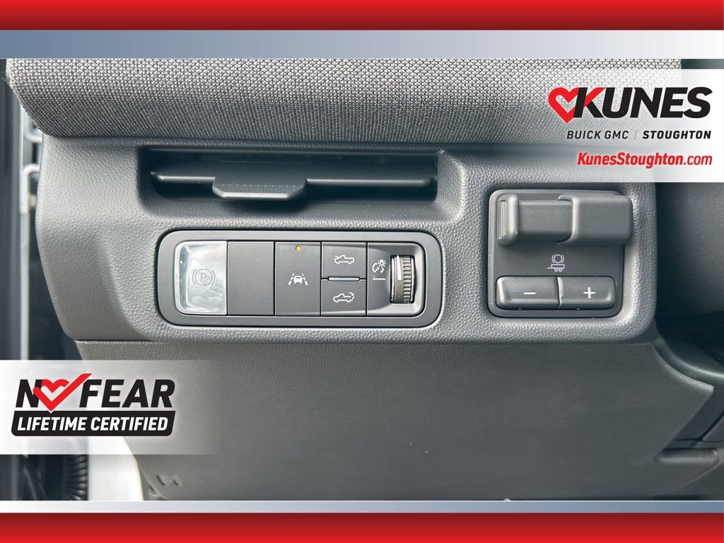 New 2026 GMC Sierra EV Elevation w/ LPO, Elevation Dark Package AWD/4WD image 18