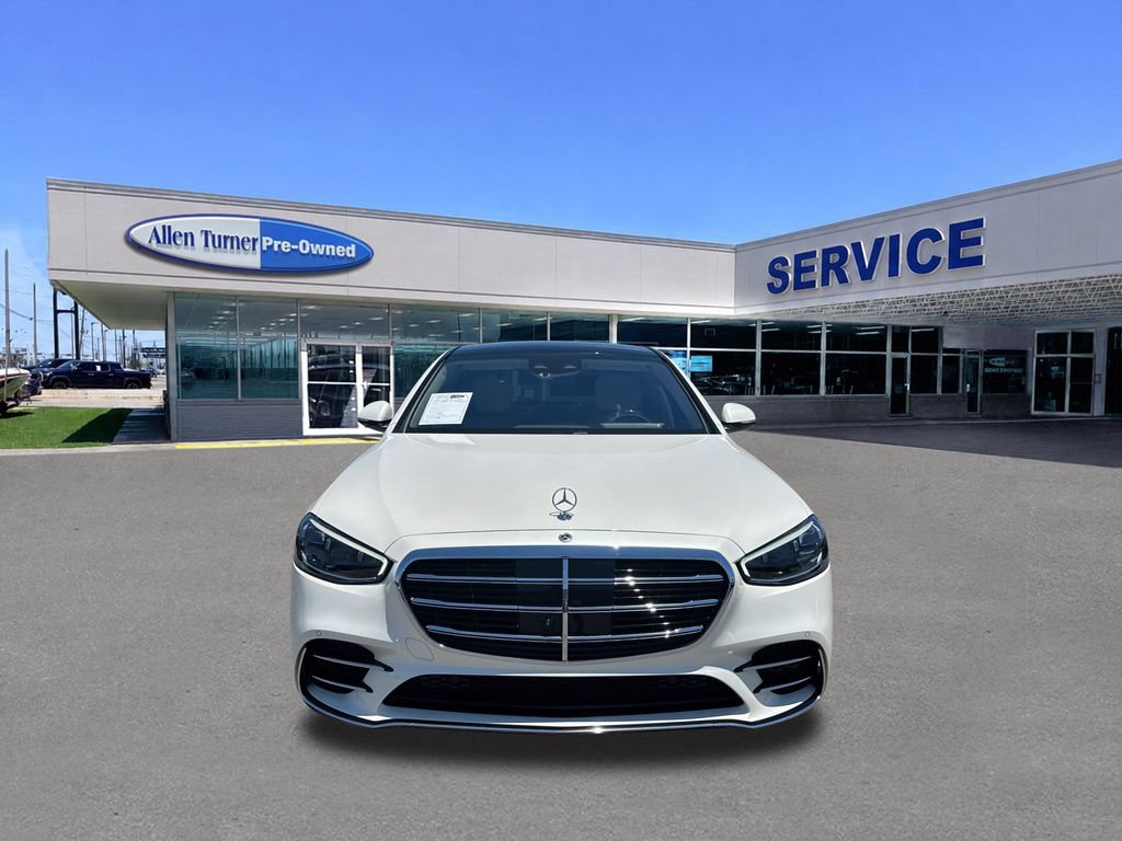 Used 2021 Mercedes-Benz S 580 4MATIC Sedan image 3