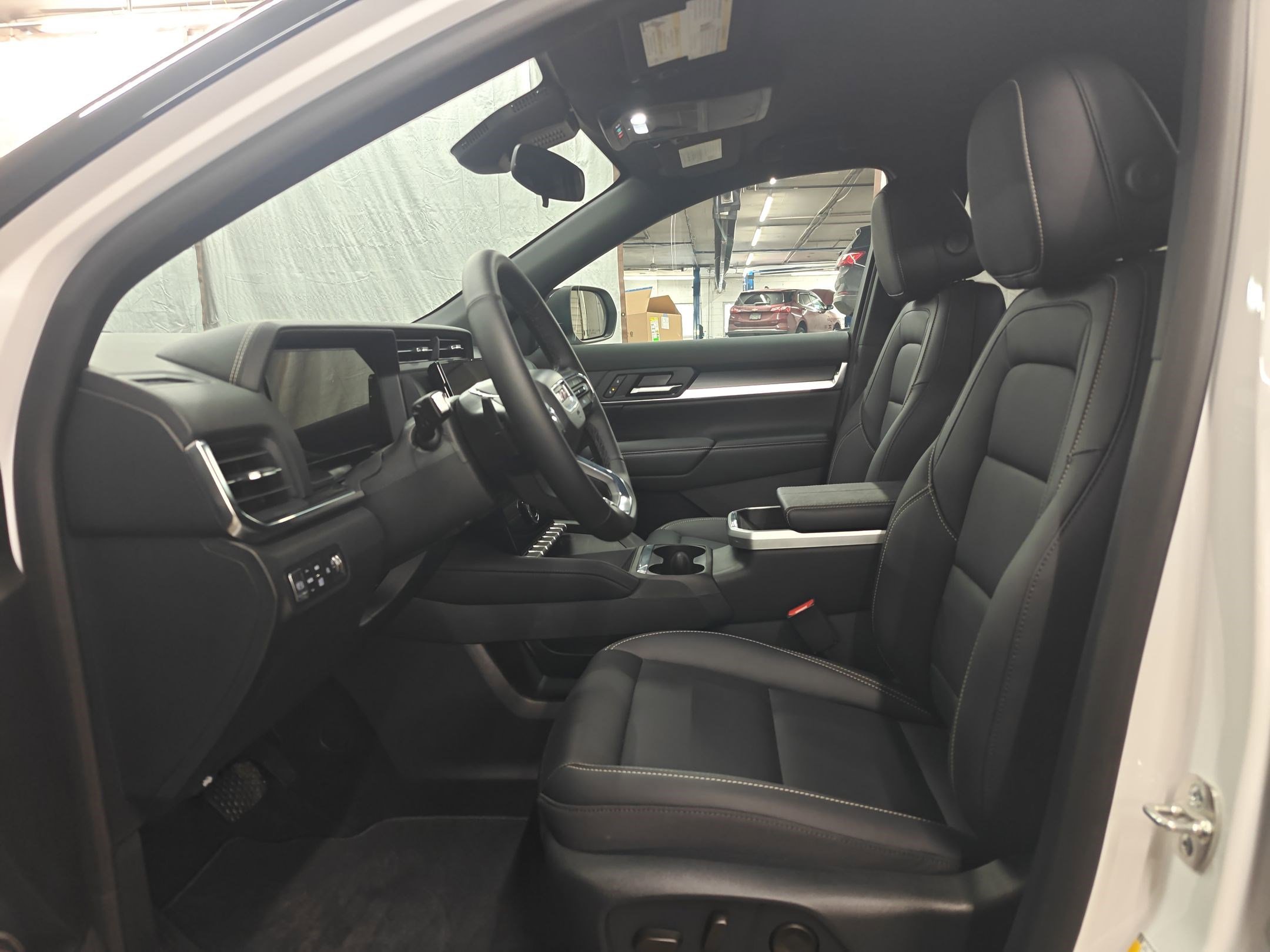 Used 2026 GMC Terrain Elevation w/ Elevation Premium Package image 5