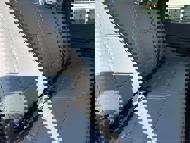 New 2025 Ford F350 XL w/ XL Chrome Package image 9