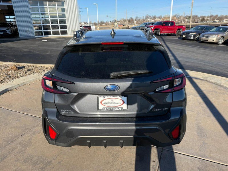 Used 2024 Subaru Crosstrek 2.0i Premium image 9
