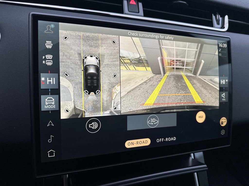 New 2026 Land Rover Range Rover Evoque Dynamic SE image 16