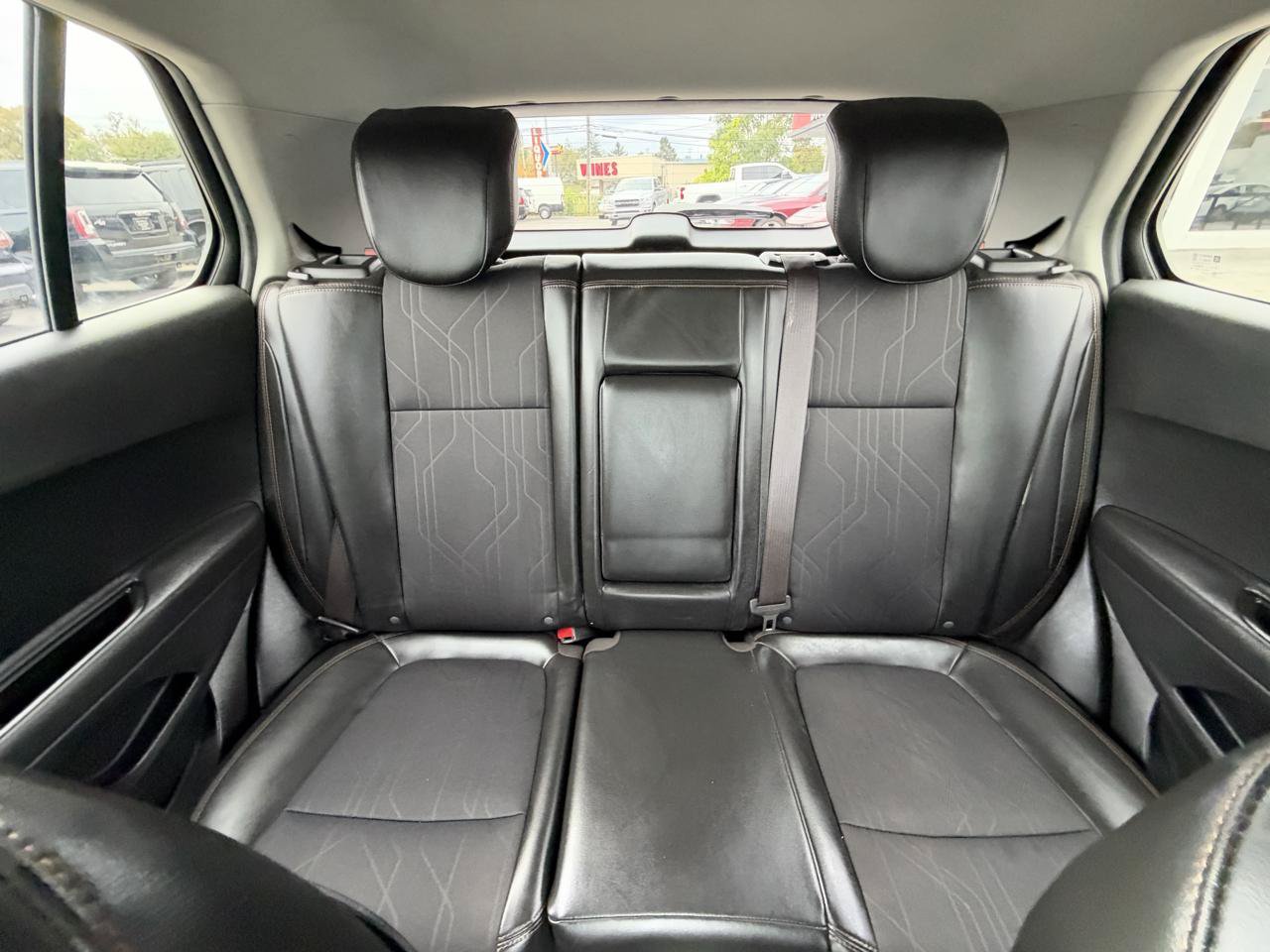 Used 2018 Chevrolet Trax LT w/ LT Convenience Package AWD/4WD image 16