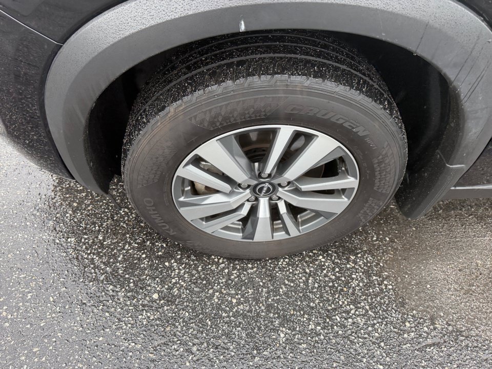 Used 2025 Nissan Pathfinder SL w/ Cargo Package FWD image 27