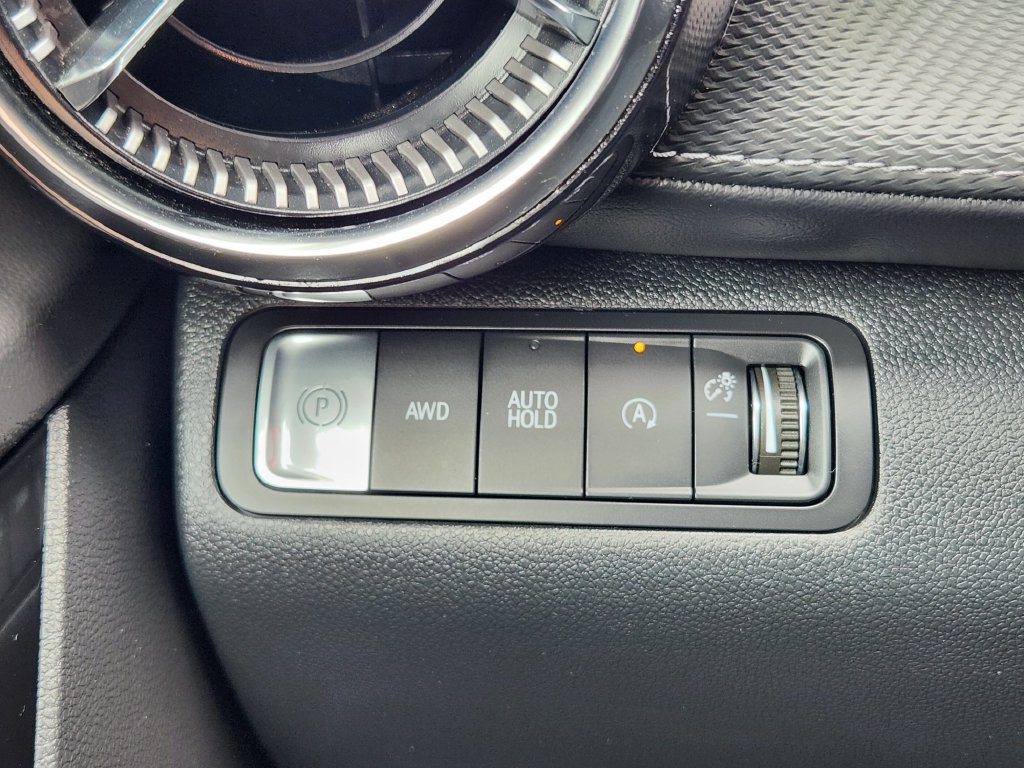 Used 2026 Chevrolet Equinox LT AWD/4WD image 22