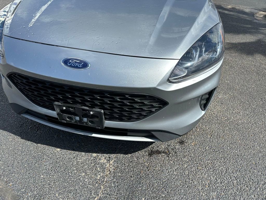 Used 2022 Ford Escape S image 11