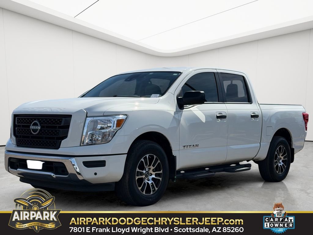 Used 2024 Nissan Titan SV w/ SV Convenience Package image 1