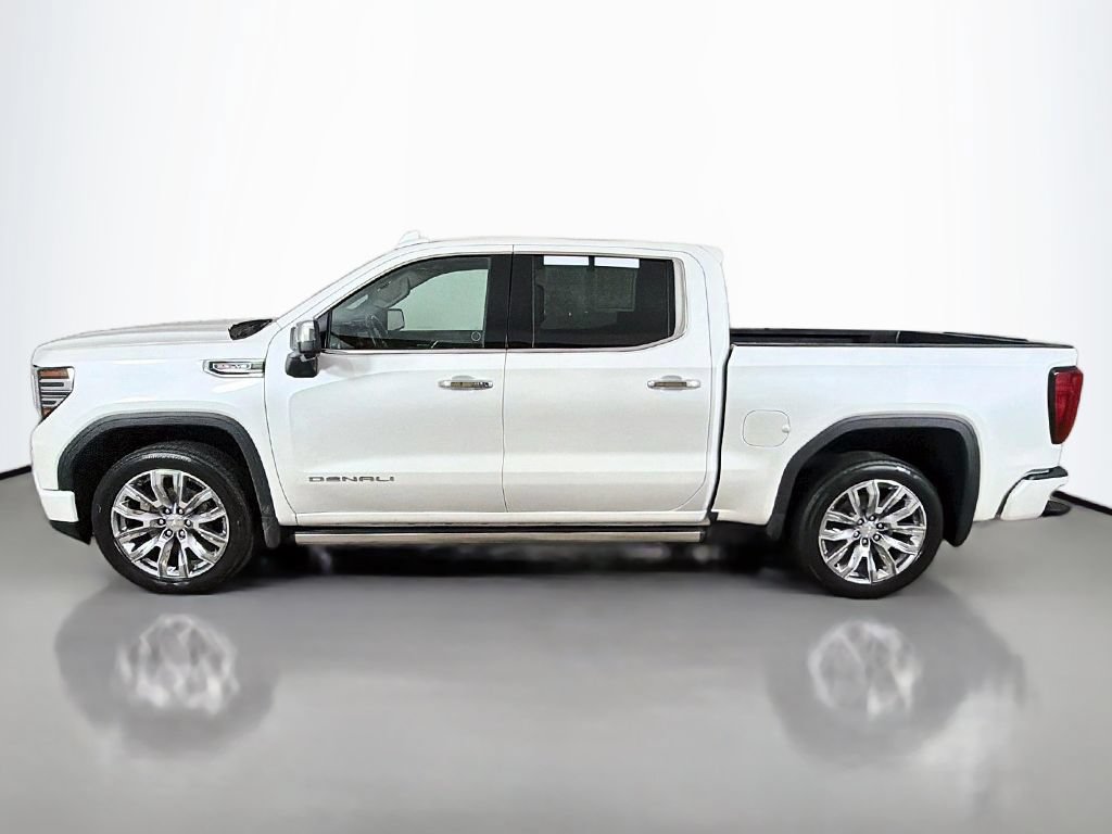 Used 2024 GMC Sierra 1500 Denali AWD/4WD image 19