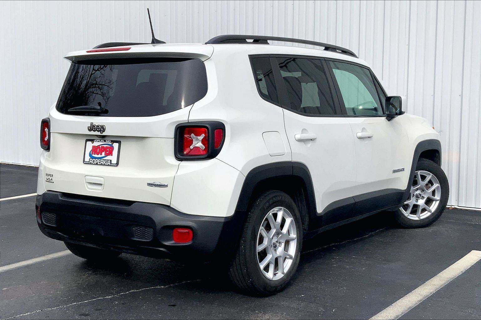 Used 2020 Jeep Renegade Latitude image 11