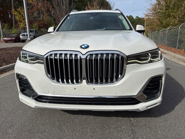 Used 2021 BMW X7 xDrive40i w/ Parking Assistance Package image 3