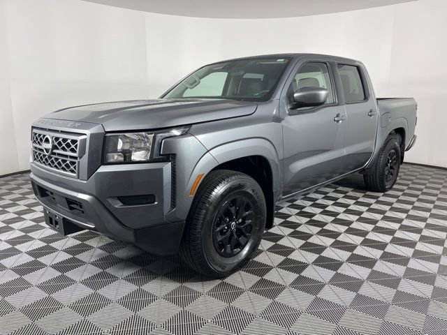 Used 2024 Nissan Frontier SV image 5