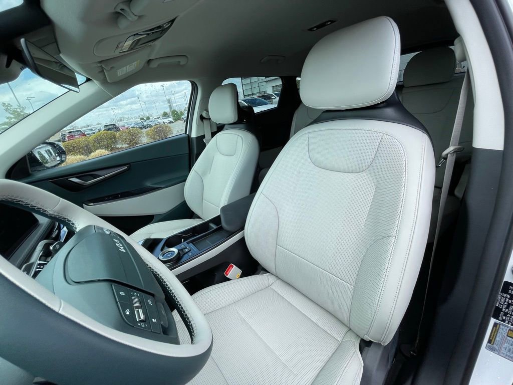 New 2025 Kia EV6 Wind image 22