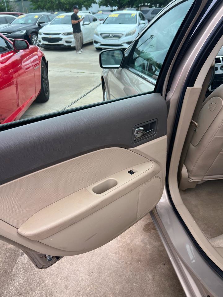 Used 2006 Mercury Milan Premier FWD image 6