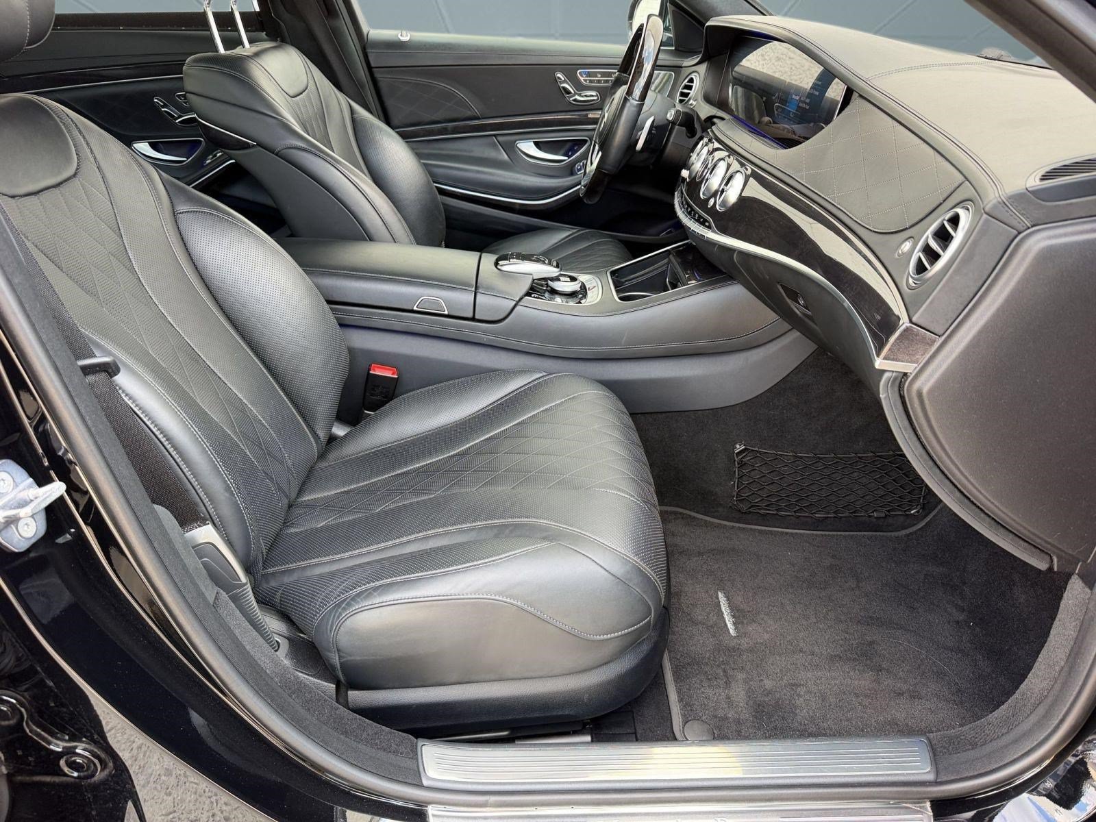 Used 2019 Mercedes-Benz S 560 Sedan image 27