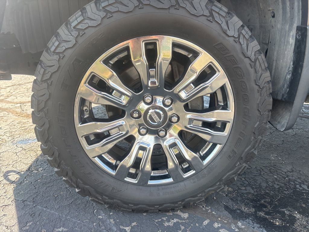 Used 2017 Nissan Titan Platinum Reserve image 2