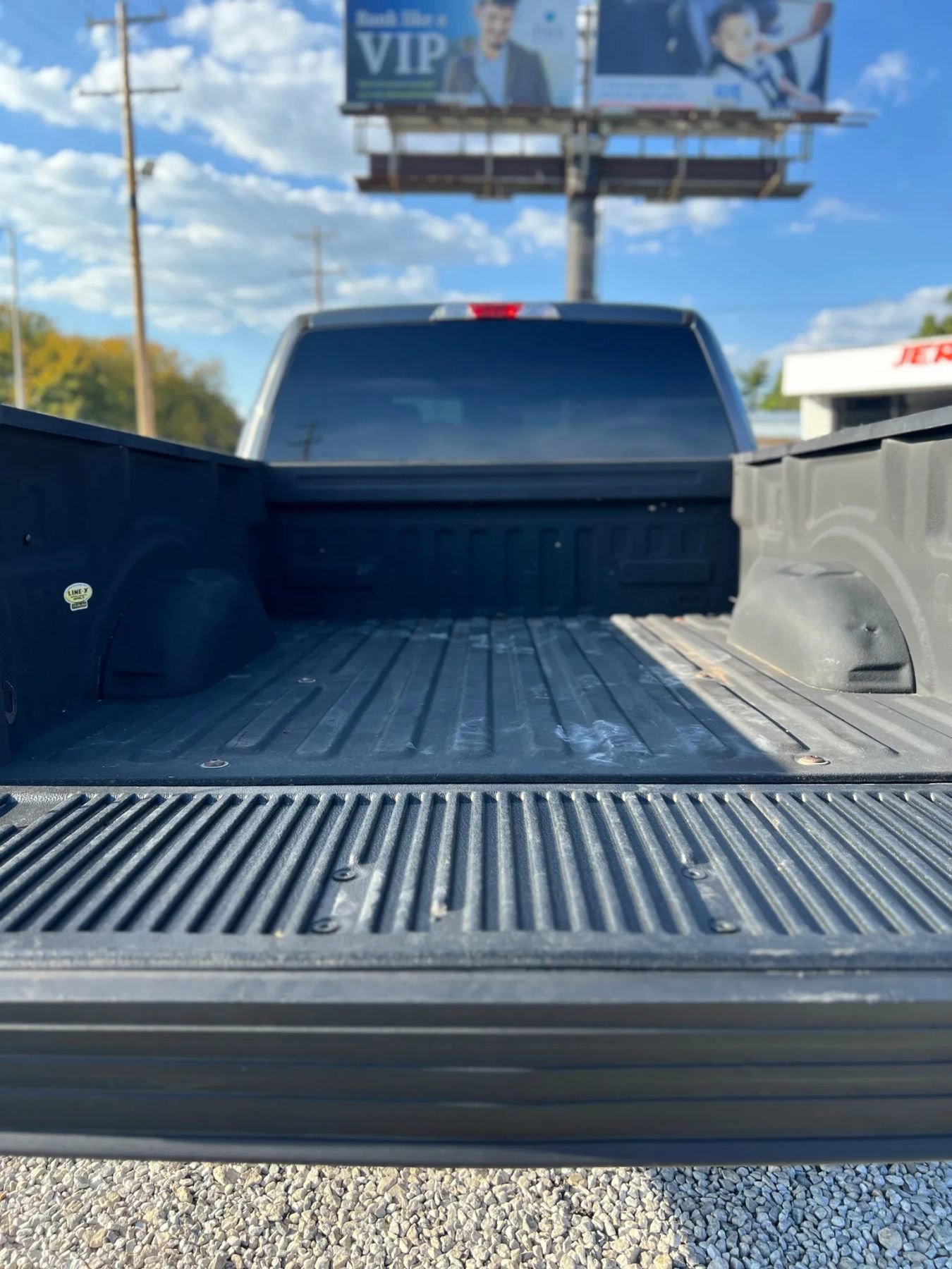 Used 2015 Ford F150 XLT w/ XTR Package image 6