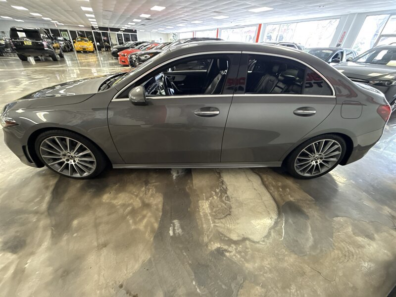 Used 2019 Mercedes-Benz A 220 w/ AMG Line image 4