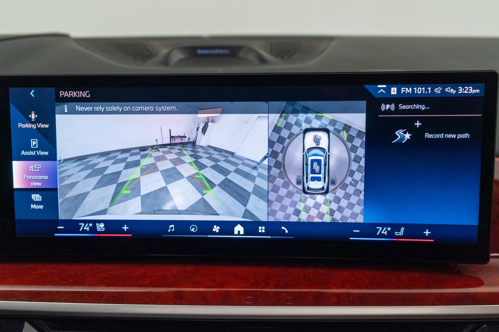 Used 2024 BMW ALPINA XB7 image 44