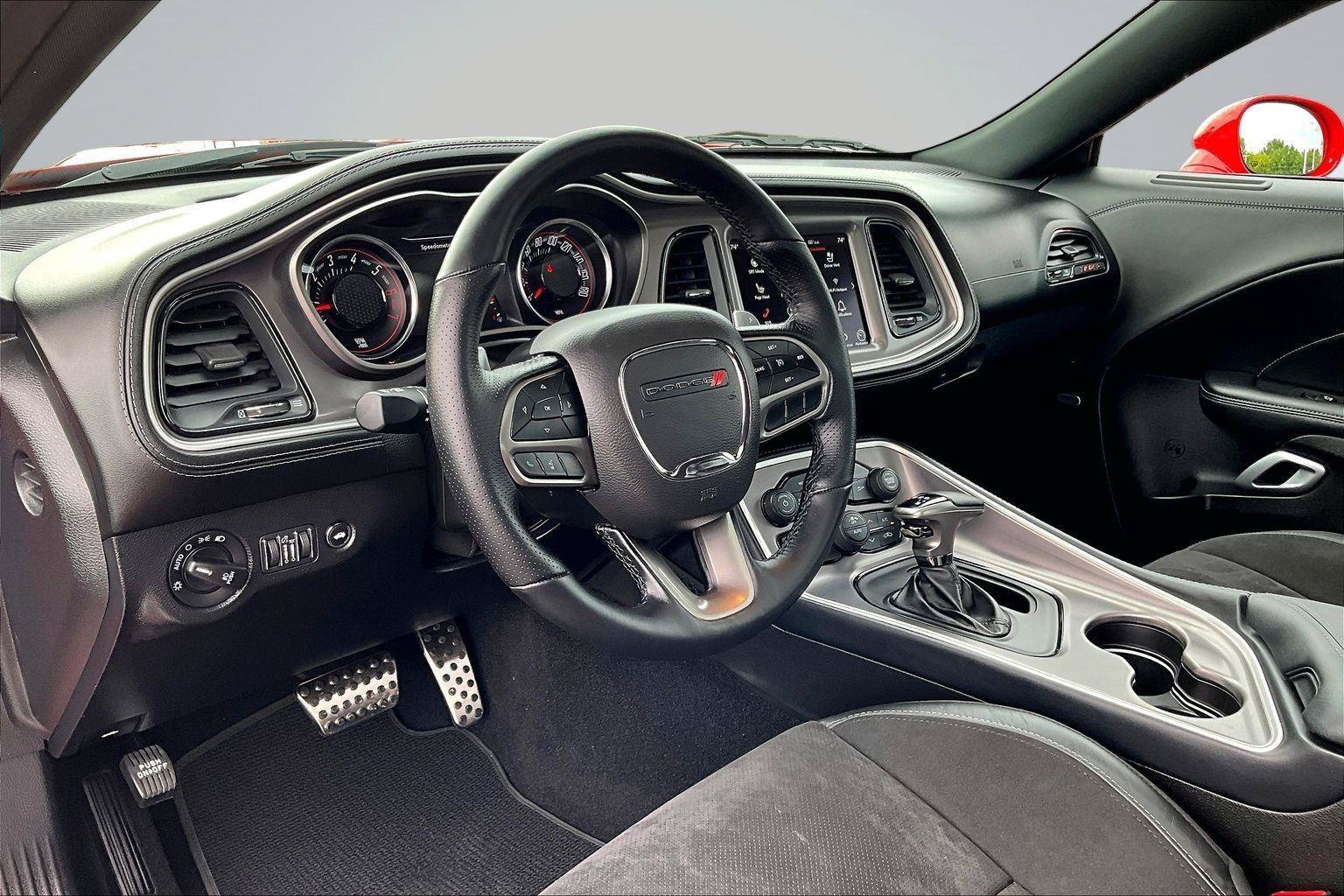 Used 2022 Dodge Challenger R/T Scat Pack w/ Plus Package RWD image 15