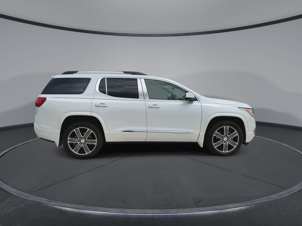 Used 2019 GMC Acadia Denali image 8