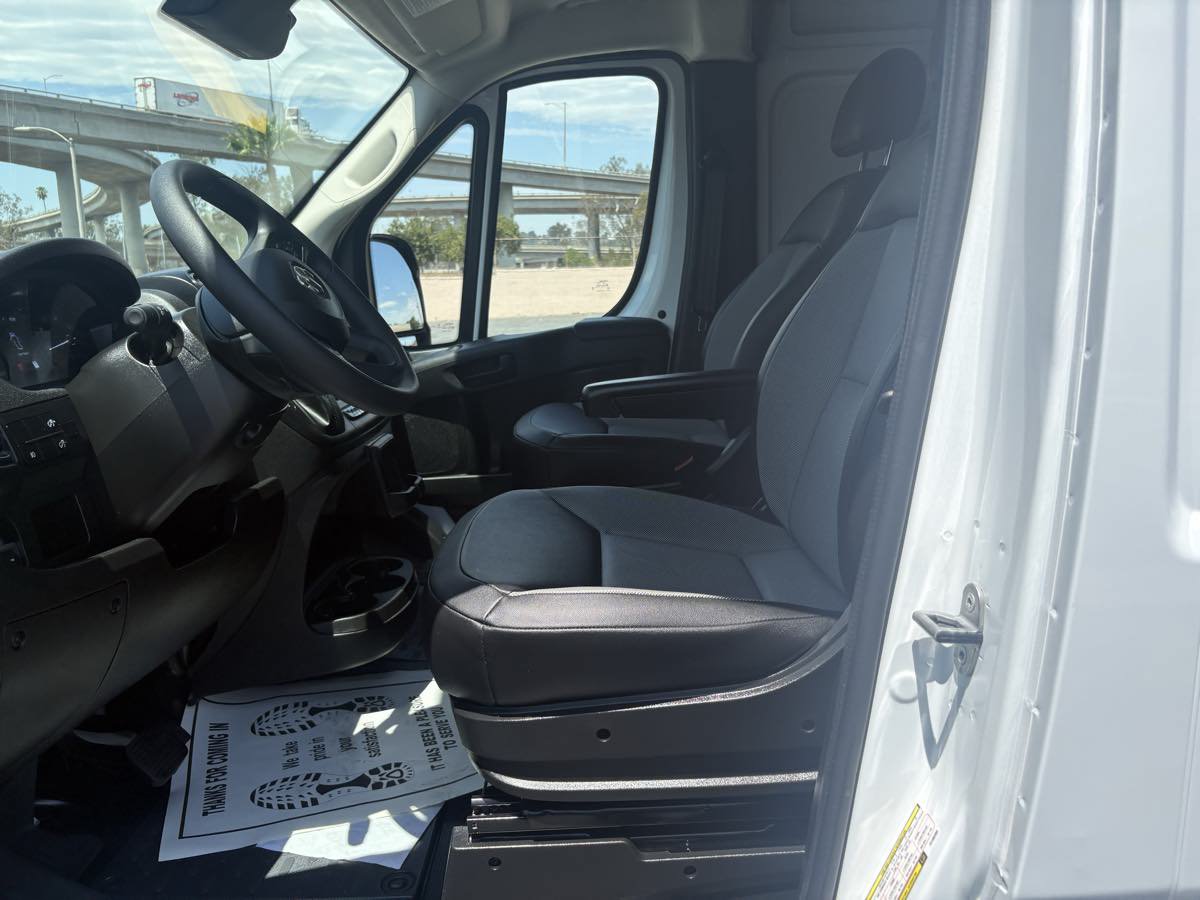Used 2026 RAM ProMaster 2500 w/ Convenience Group FWD image 35