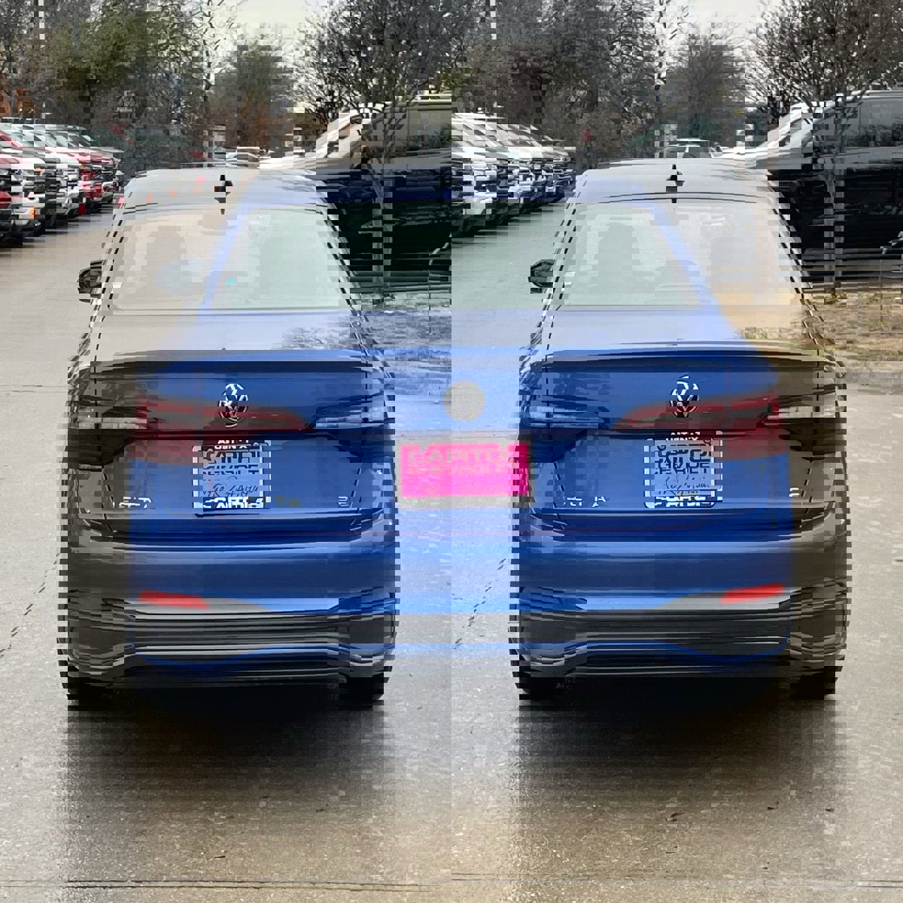 Used 2024 Volkswagen Jetta SE image 5