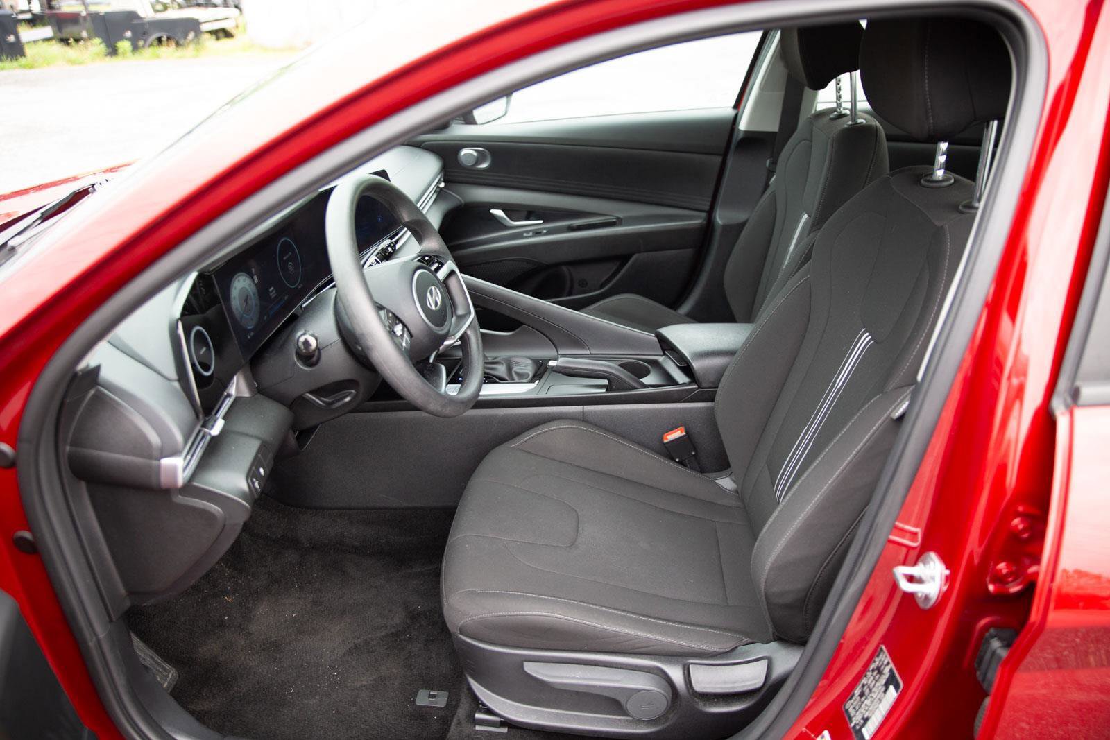 Used 2024 Hyundai Elantra SEL FWD image 20