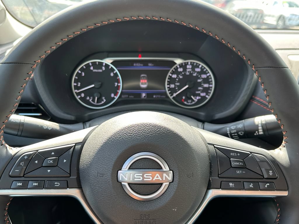 Used 2025 Nissan Sentra SR FWD image 23