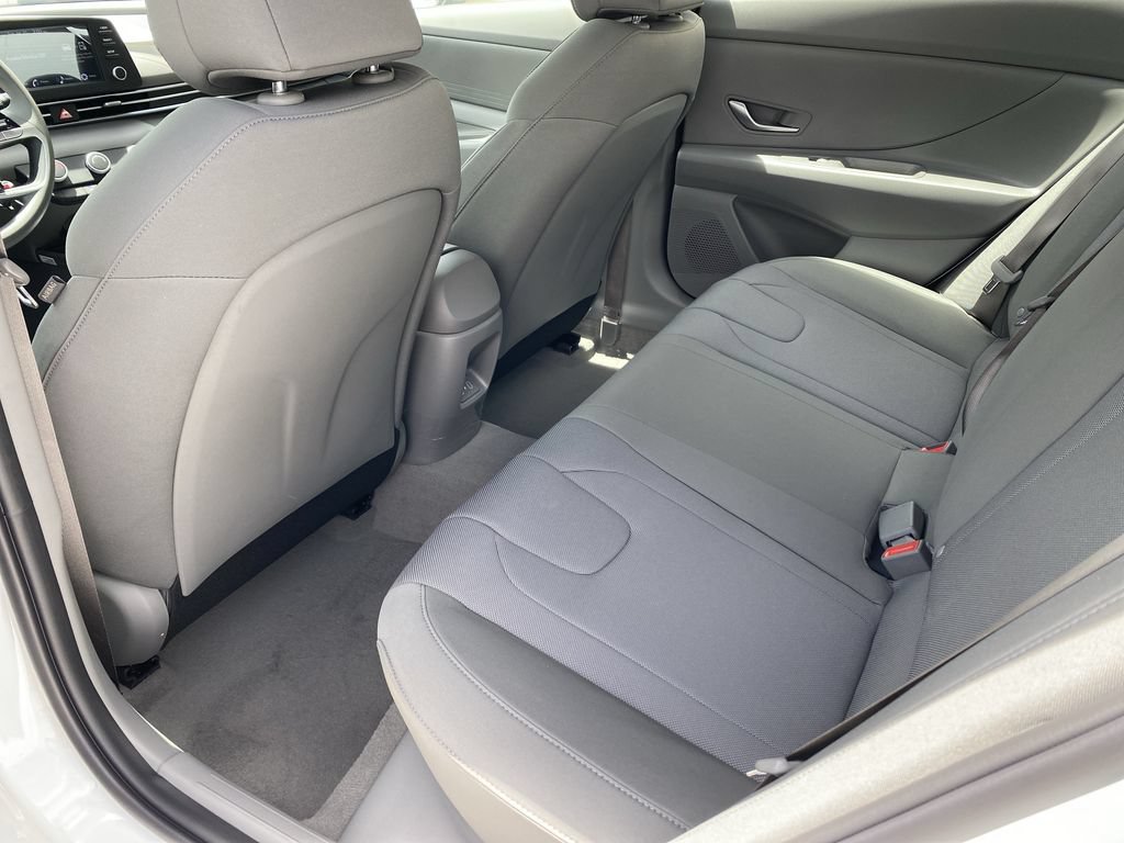 New 2026 Hyundai Elantra SE FWD image 25