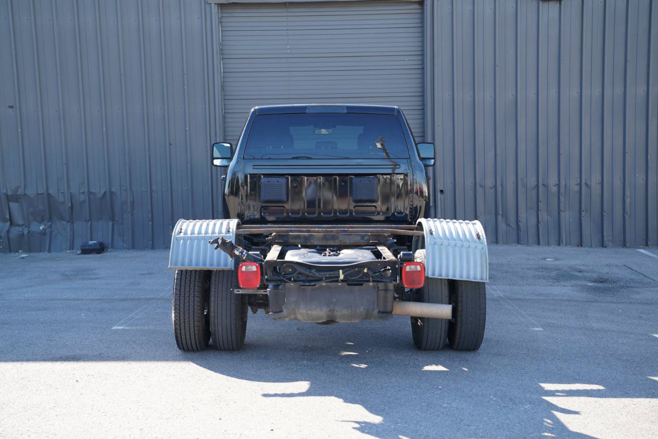Used 2023 RAM 3500 Tradesman w/ Chrome Appearance Group AWD/4WD image 8