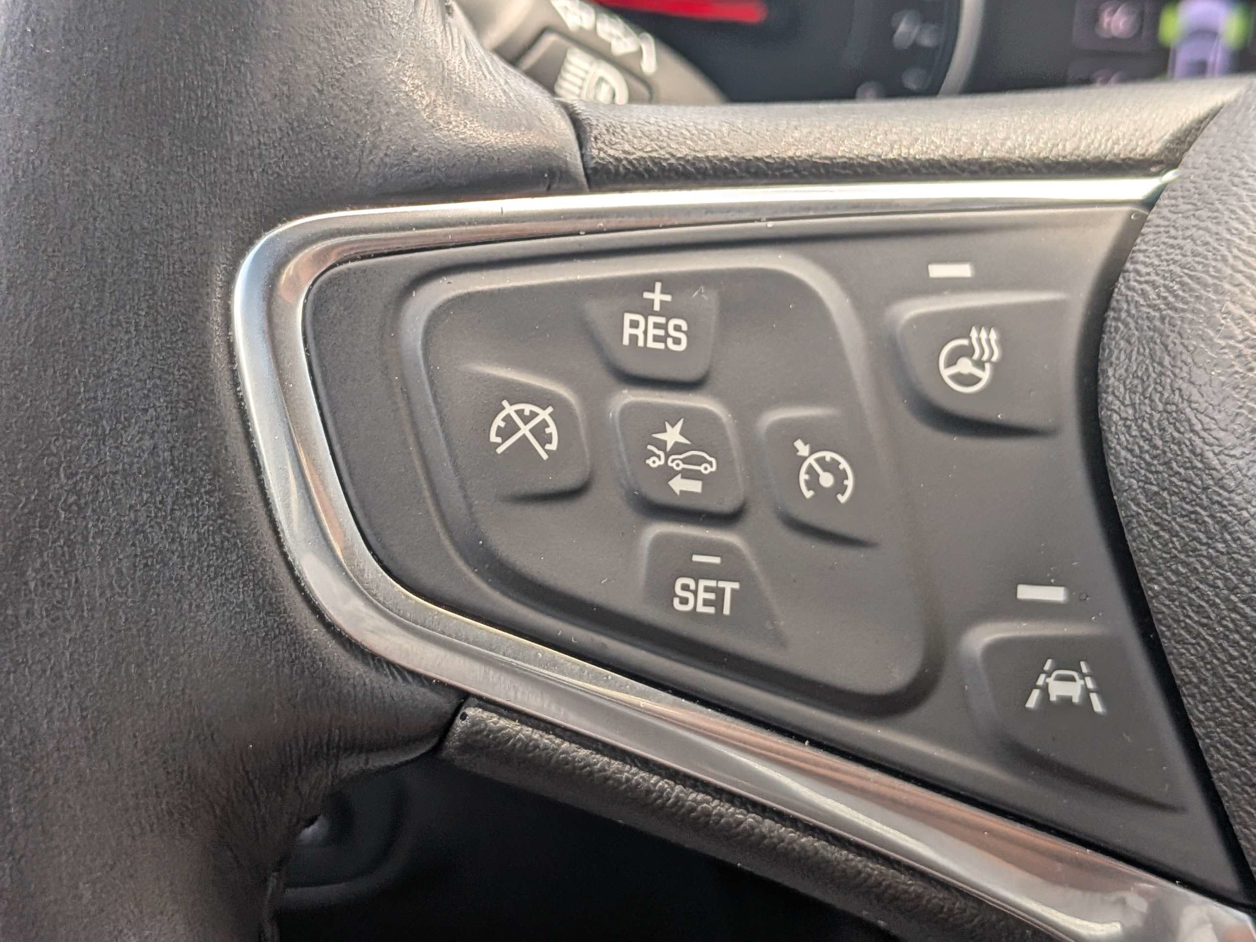 Certified 2020 Chevrolet Equinox Premier FWD image 26