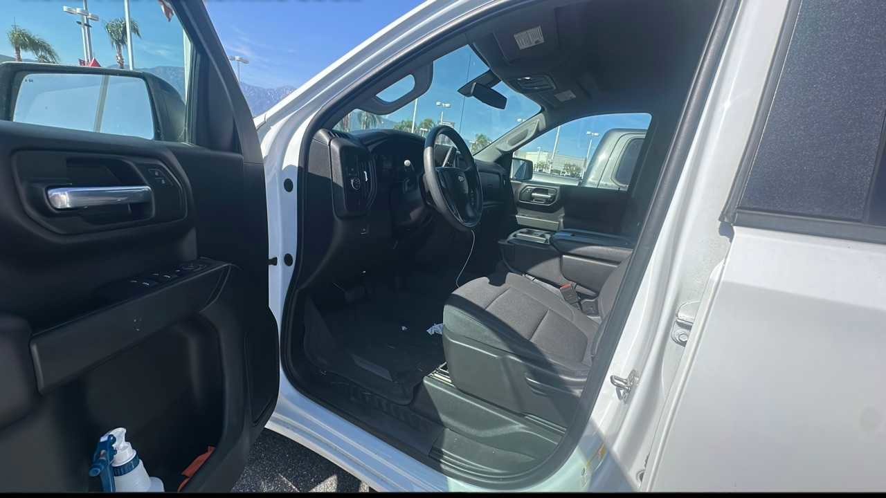 Used 2021 Chevrolet Silverado 1500 W/T w/ WT Value Package image 3