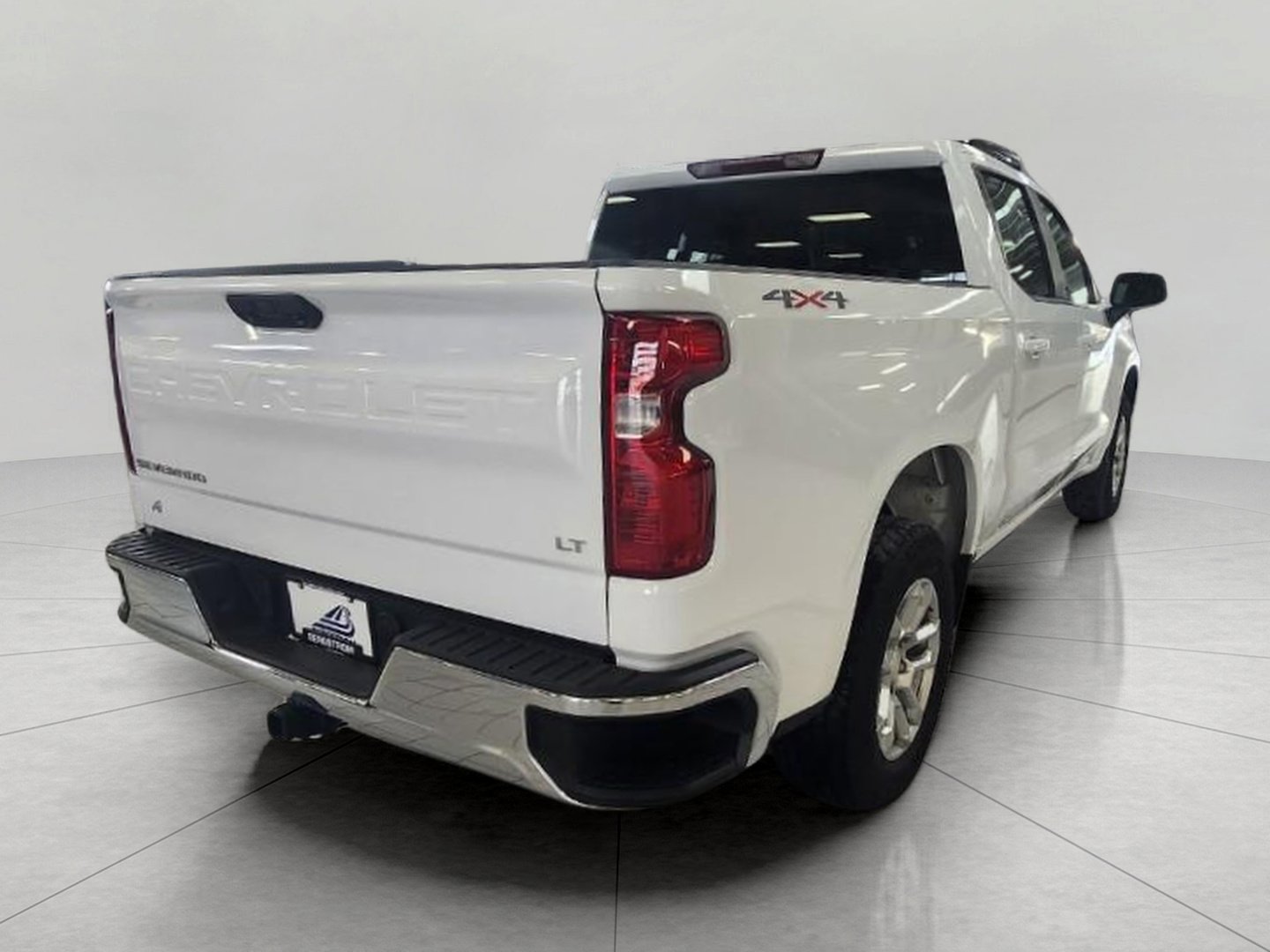 Used 2024 Chevrolet Silverado 1500 LT image 6