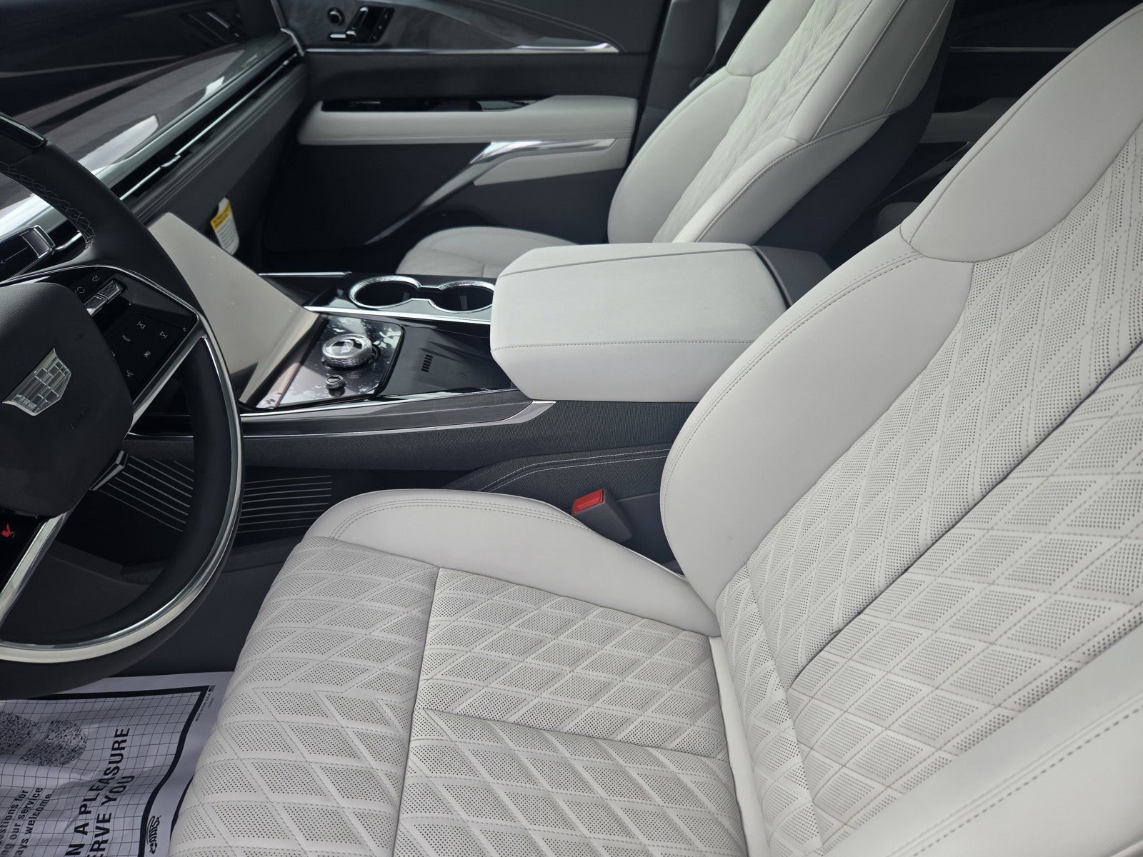 New 2026 Cadillac Escalade IQ Luxury 1 w/ LPO, Radiant Package image 8